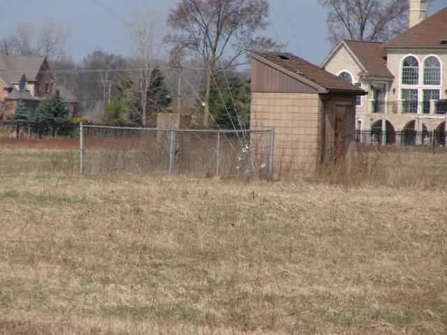 Unused doghouse and antenna base